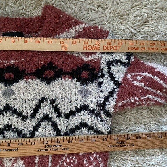 Vici Small Aztec Inspired Sweater - Picture 5 of 13
